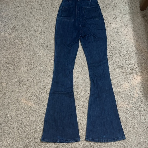 We Wore What Dark Wash Flare Denim Jumpsuit 70’s Boho Zip Up Collared XS - Picture 12 of 15
